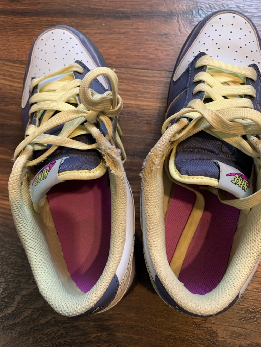 Nike Dunk Low Halloween “I am Fearless” Sneakers - Picture 3 of 6